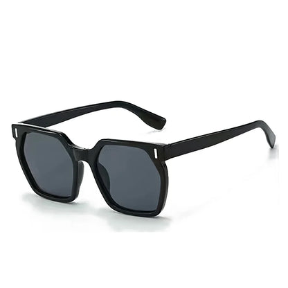 New In Sunglasses for Women Elegant Fashionable Women Glasses with Unique Spotted Frames Carefully Selected As Gifts